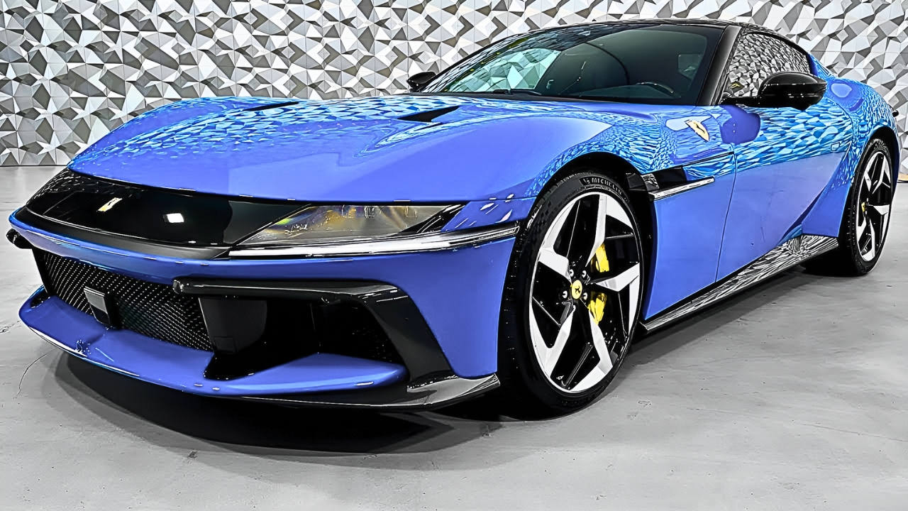 Ferrari 12Cilindri: El Nuevo Deportivo Gran Turismo con Motor V12 que Combina Lujo, Potencia y Diseño Exclusivo